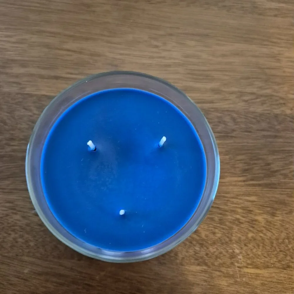 Bath & Body Works Midnight Blue Citrus 3 Wick Candle - Picture 4 of 5